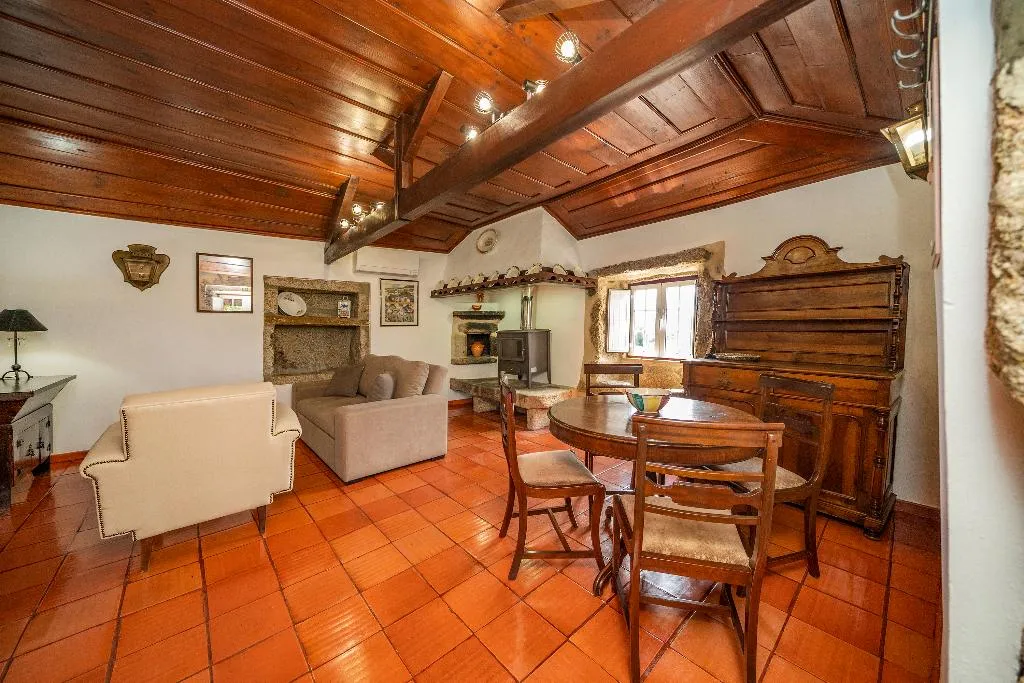 APARTMENT TWO BEDROOMS Room, Quinta da Aldeia, Porto