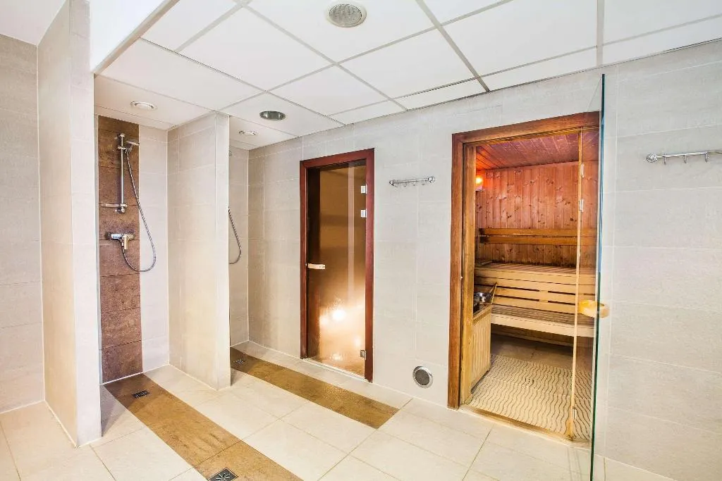Sports and Entertainment, Qubus Hotel Krakow, Krakow