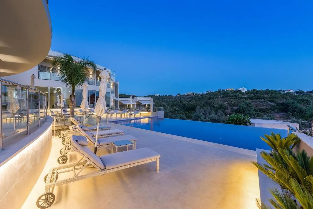 Sports and Entertainment, Caneiros Luxury House & Suites, Algarve