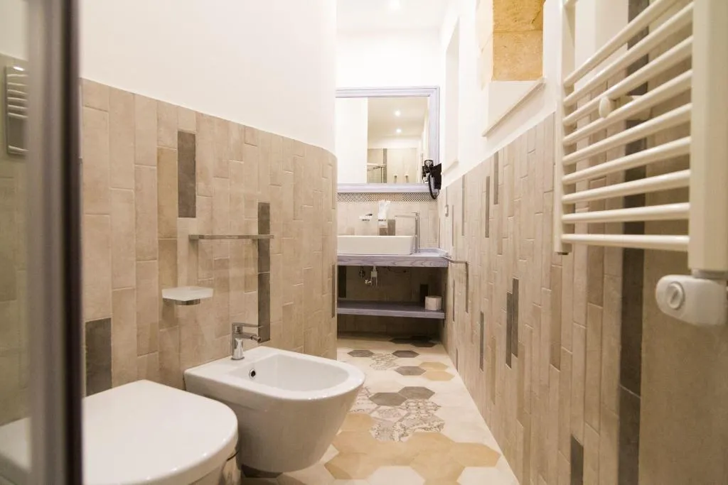 Room, Palazzo Tasca Guest House & Luxury Suite, Catania