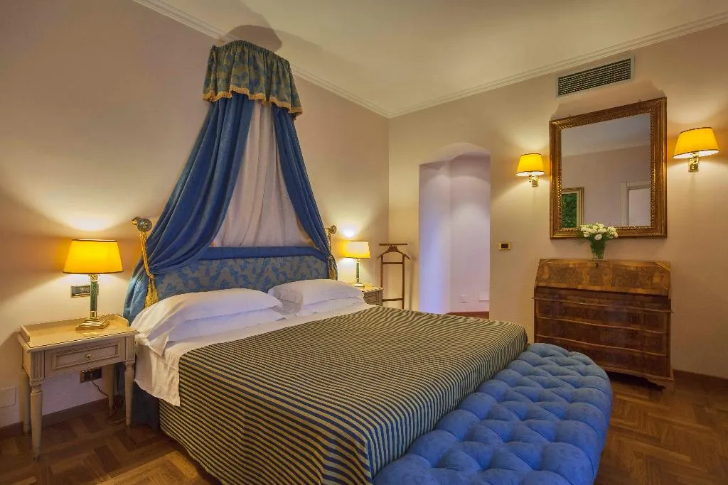 Room, Grand Villa Politi, Catania