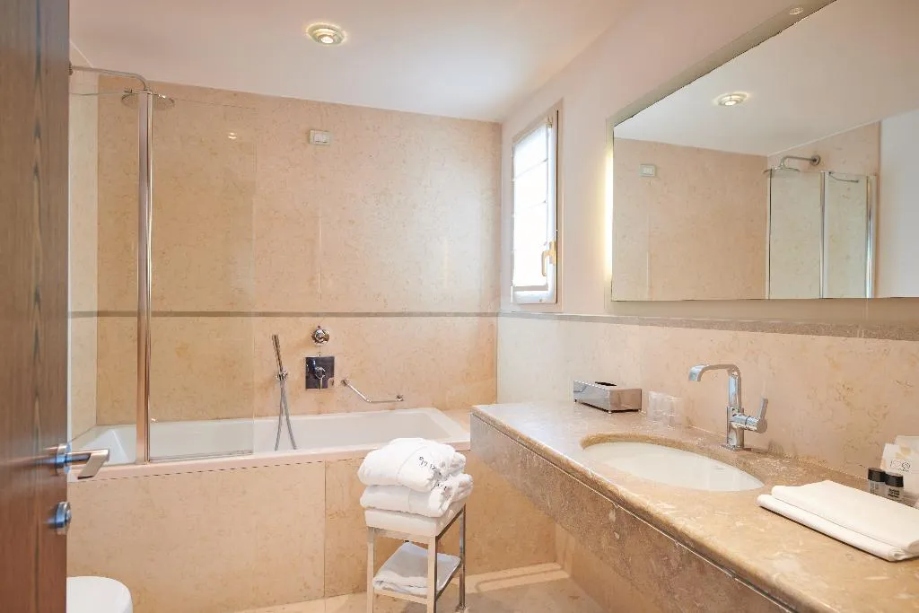 DOUBLE DELUXE Room, Hotel Plaza Venice, Venice