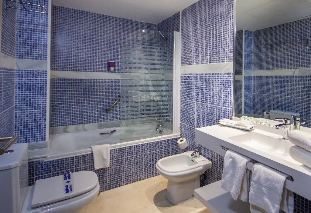 APARTMENT STANDARD Room, Hotel Spa Benalmádena Palace, Costa Del Sol