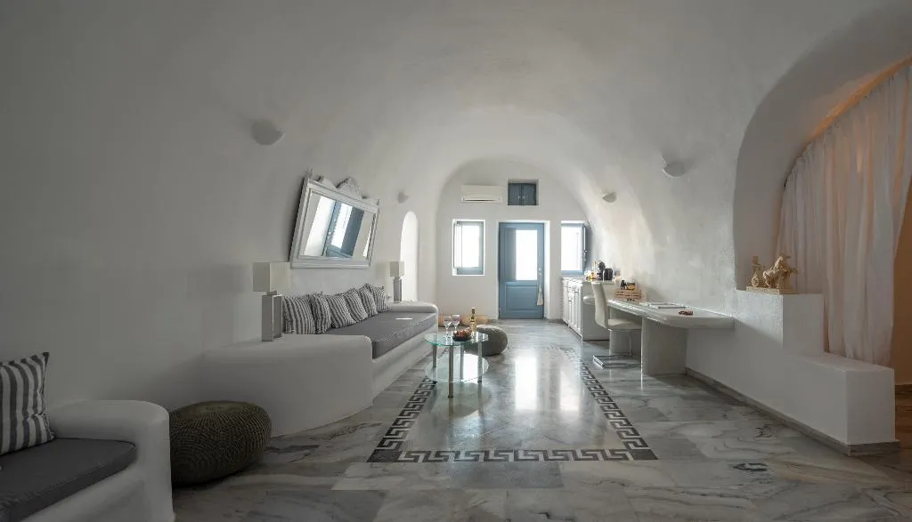 VILLA STANDARD Room, Pegasus Suites & Spa, Santorini