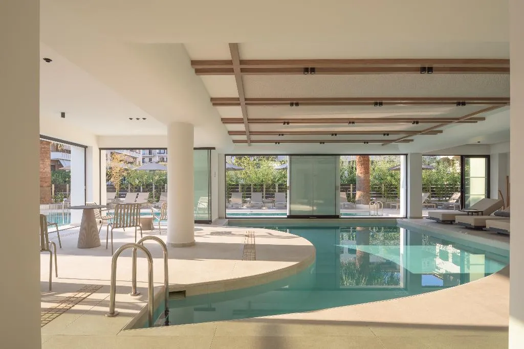 Pool, Theartemis Palace, Crete