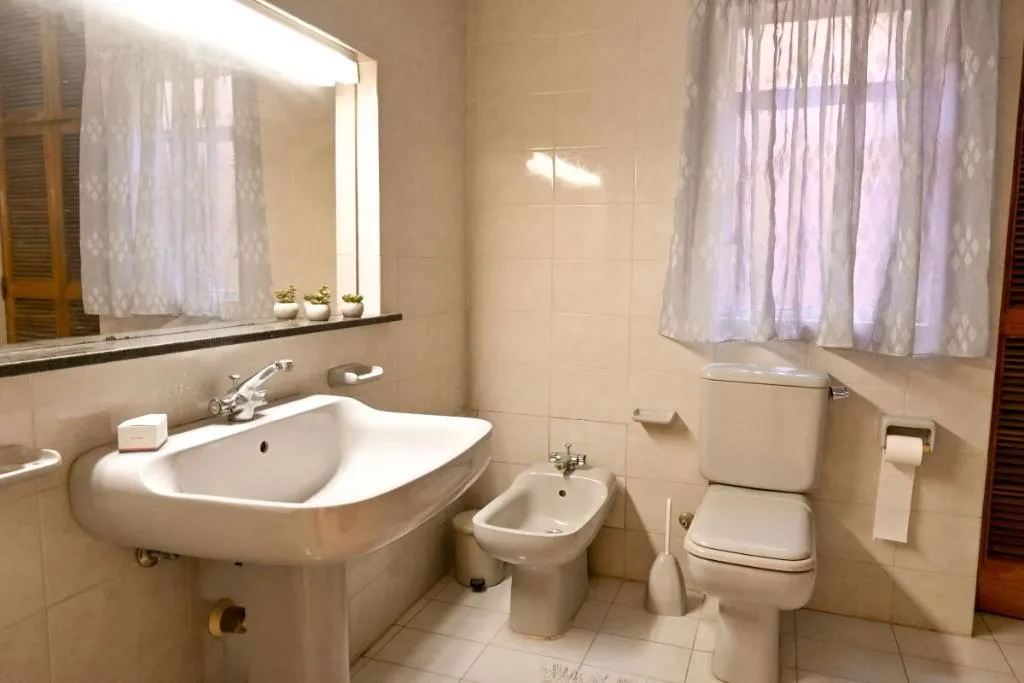 TRIPLE WITH TERRACE Room, 7Mediterrenea  Villa, Malta