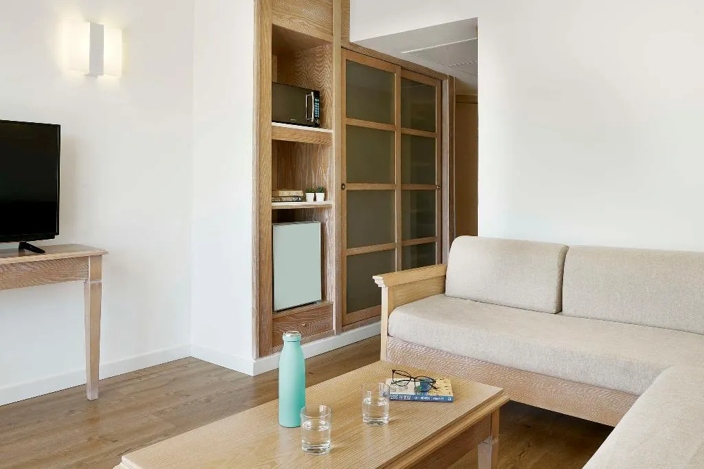 FAMILY ROOM STANDARD Room, Iberostar Waves Club Cala Barca, Majorca