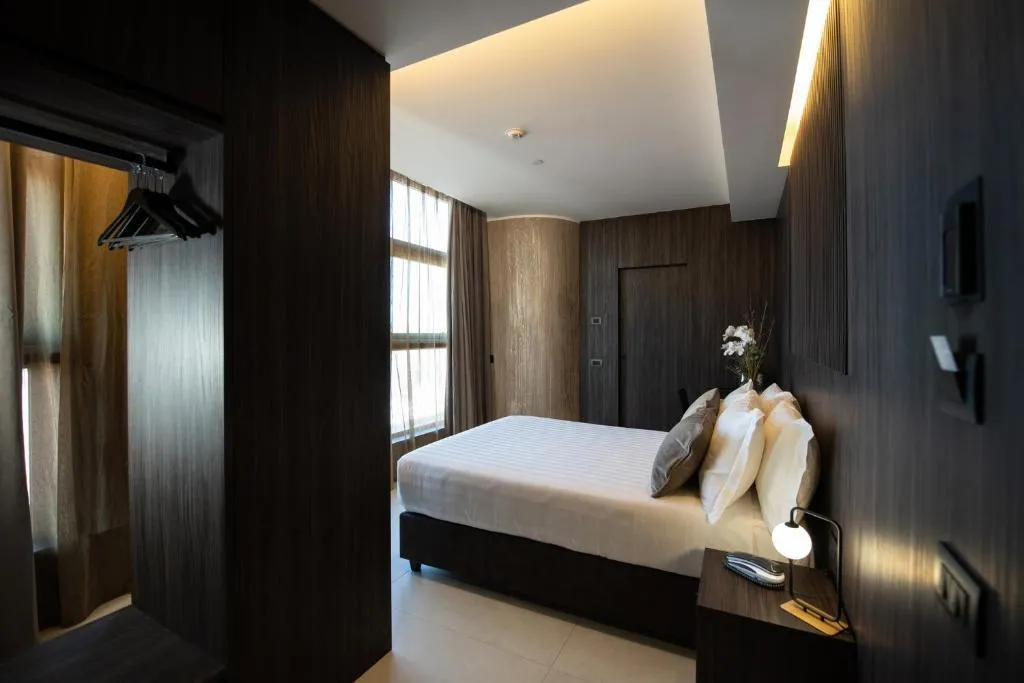 DOUBLE SUPERIOR Room, Gold Tower Lifestyle Hotel, Naples