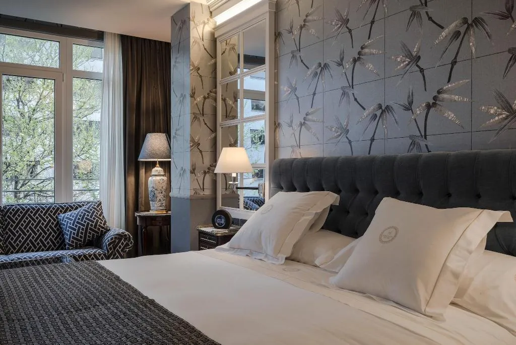 DOUBLE DELUXE QUEEN BED Room, Relais & Châteaux Heritage Madrid, Salamanca