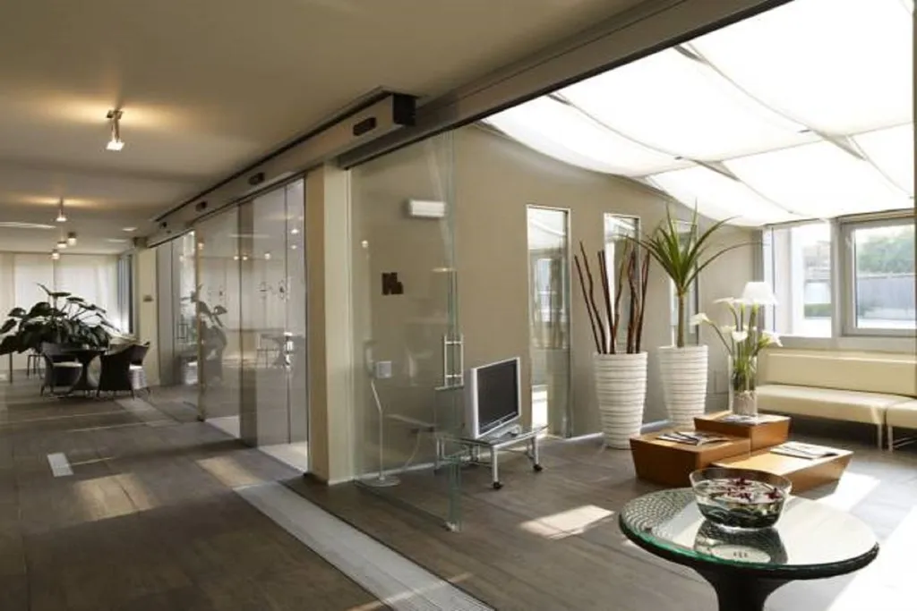 Lobby, Montini, Milan