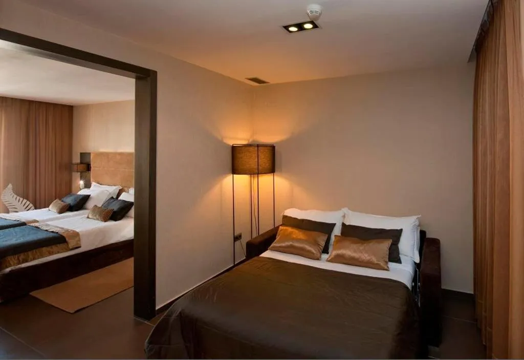 Room, Constanza, Barcelona