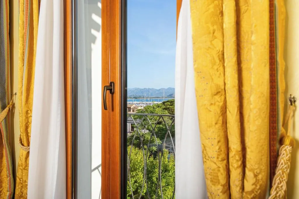 Room, Arbatasar, Cagliari