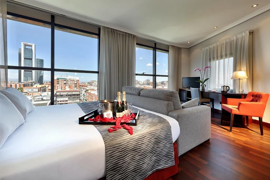 General view, Crisol Via Castellana, Madrid