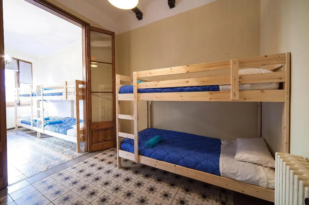 Room, Hostel Bed In Girona, Costa Brava