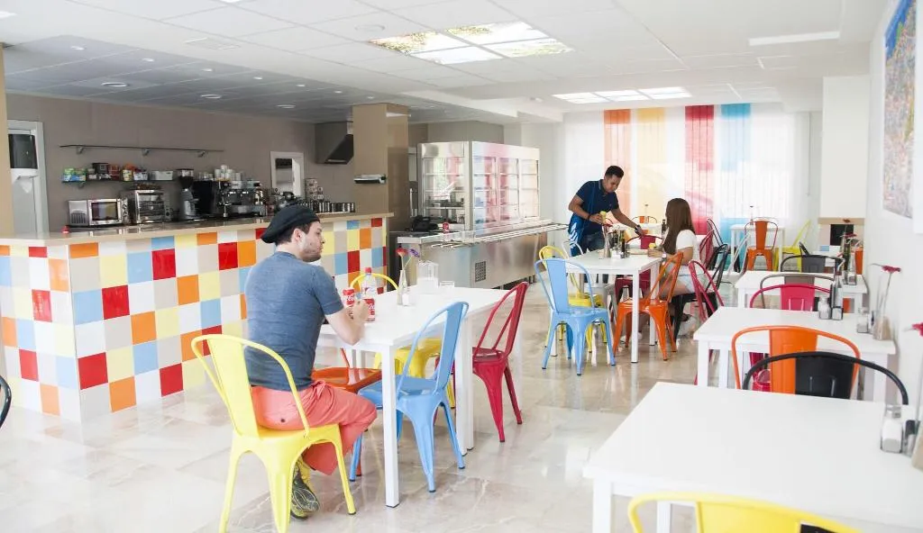 Restaurant, Funway Academic Resort, Madrid