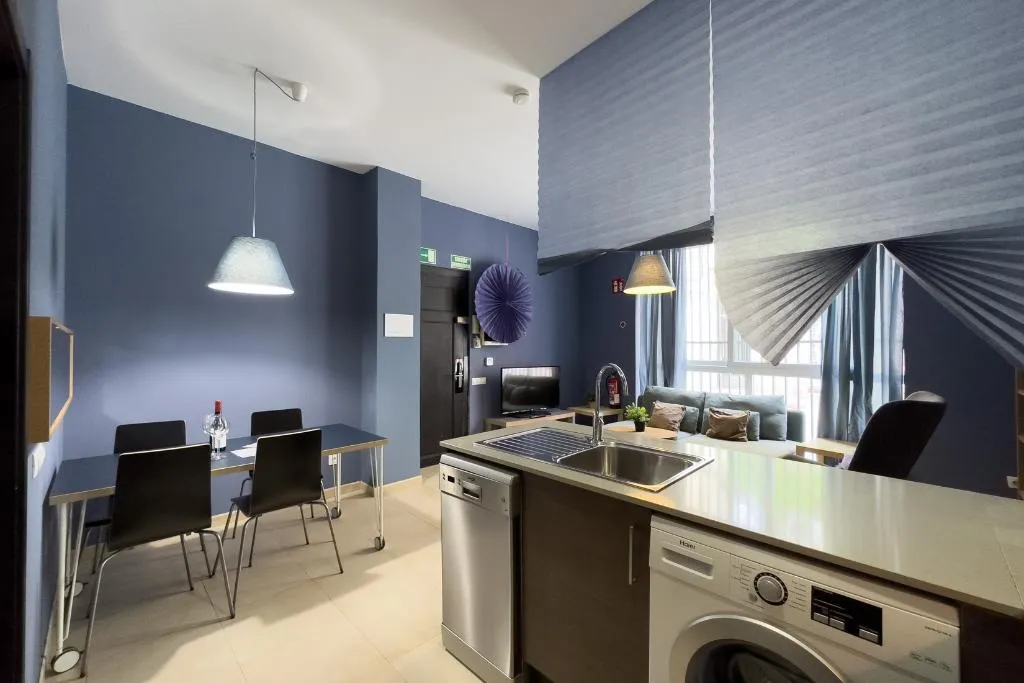APARTMENT ONE BEDROOM Room, Ainb Barcelona Sants Apartments, Barcelona