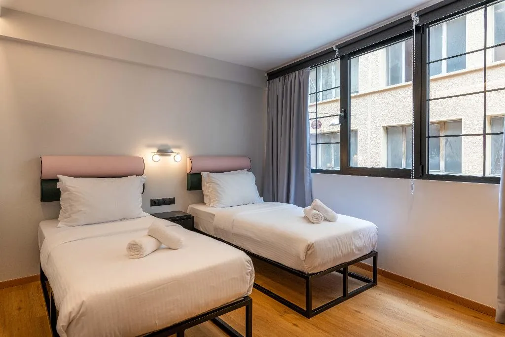 TWIN STANDARD Room, Parea, Athens