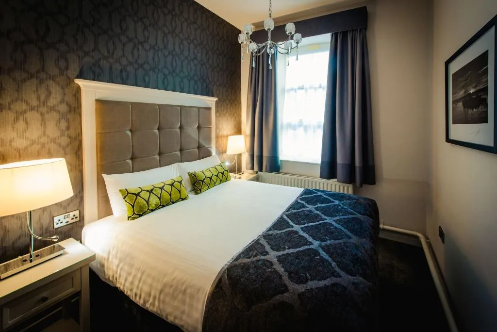 DOUBLE DELUXE Room, Isaac's Cork, Cork