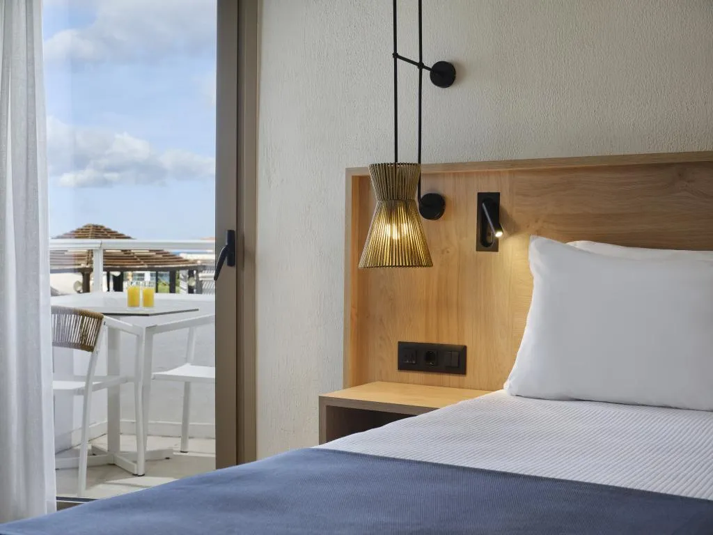 Double or Twin SIDE SEA VIEW Room, Atlantica Ocean beach Resort, Crete
