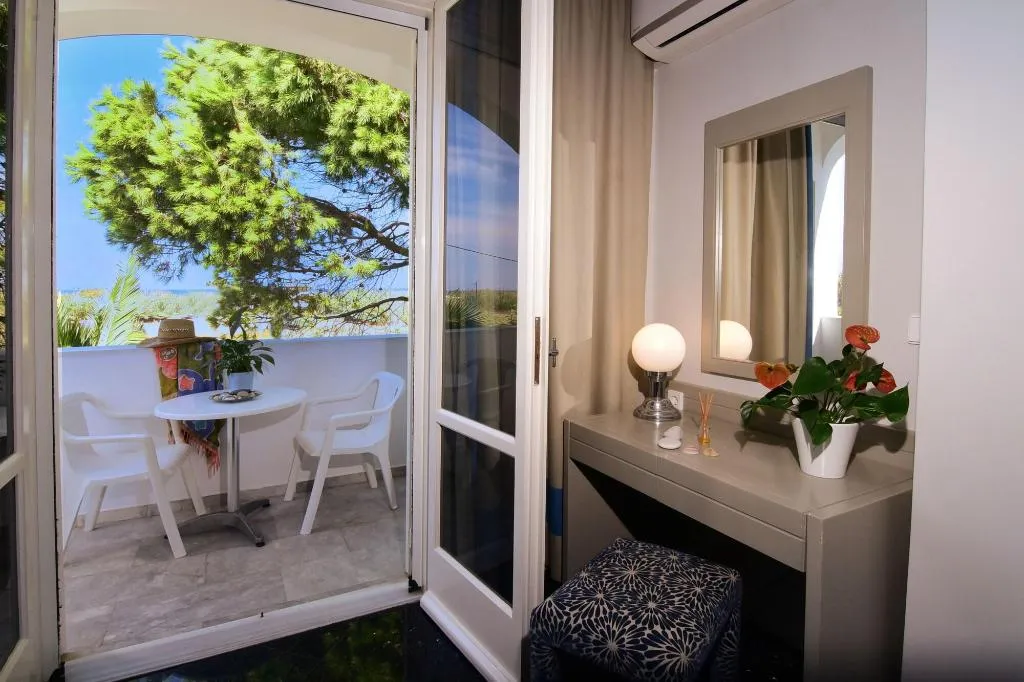 Room, Mantenia Hotel, Crete