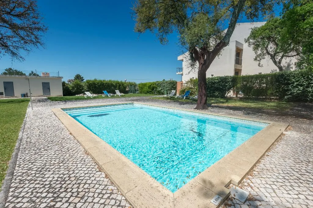 Pool, Amazonia Palmela, Lisbon