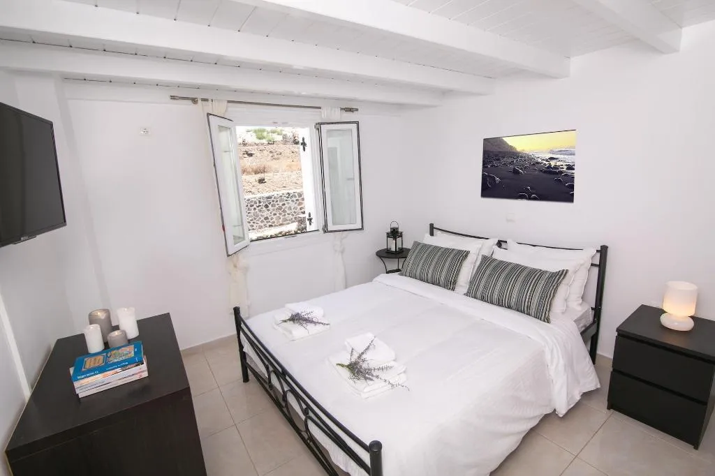 Room, Apanomeria Boutique Residence, Santorini