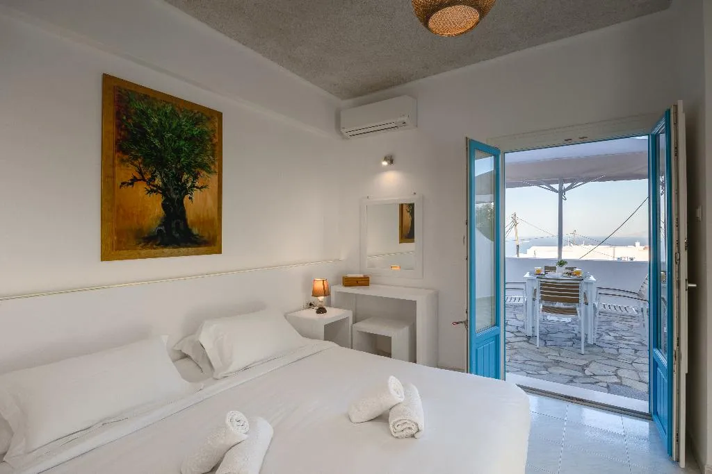SUITE CLASSIC SEA VIEW Room, Nevma Suites, Santorini