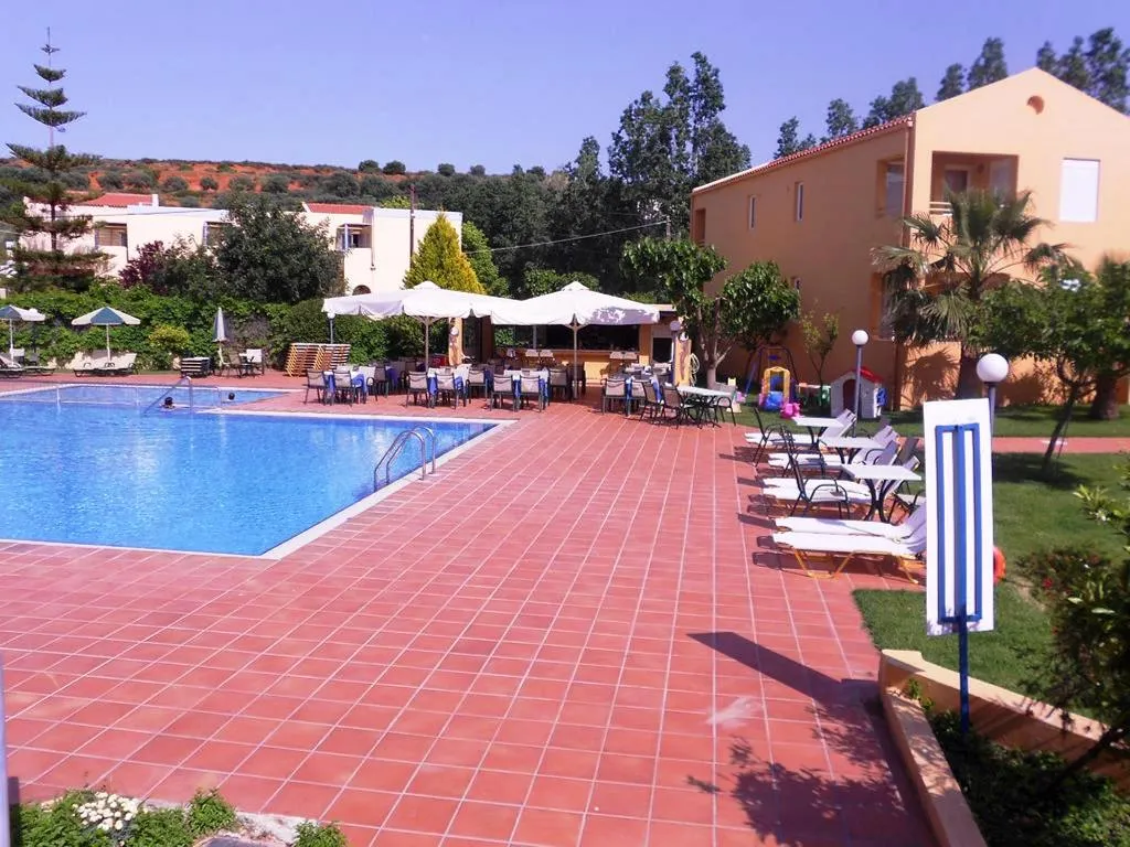 Pool, Golden Sand, Crete