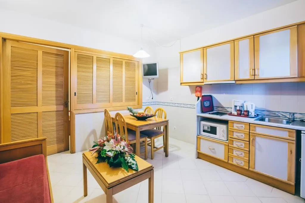 APARTMENT ONE BEDROOM Room, Grand Muthu Forte da Oura, Algarve