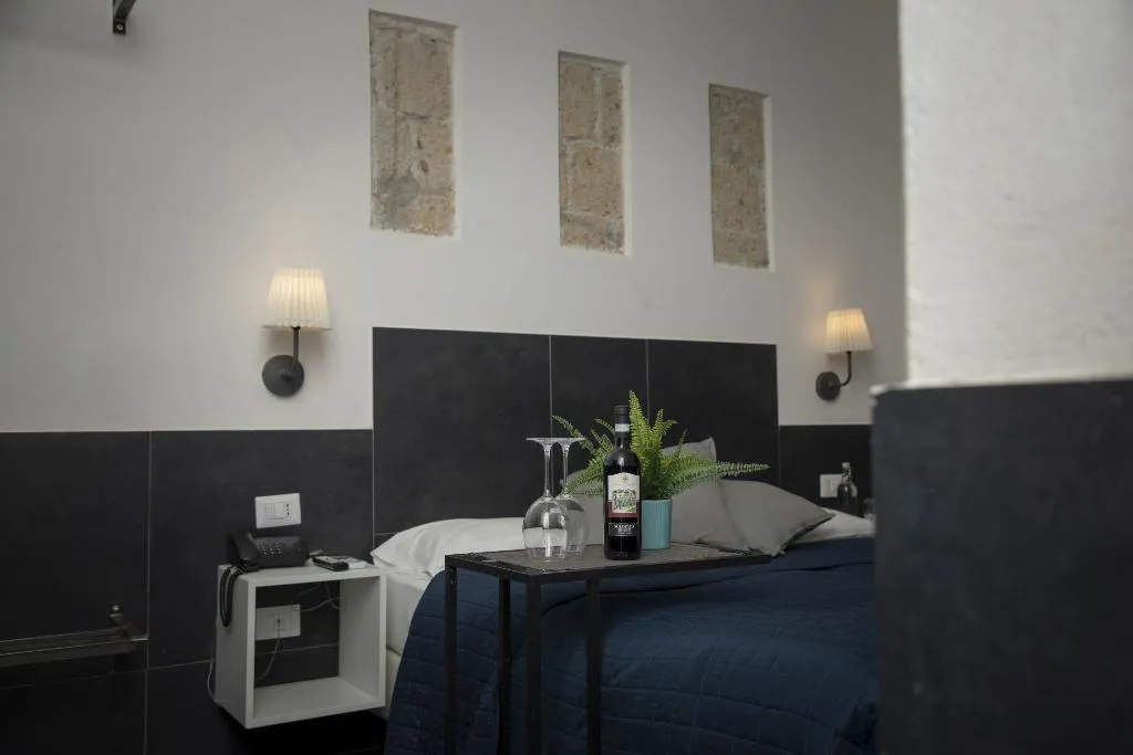 Double or Twin STANDARD Room, Ideal, Naples