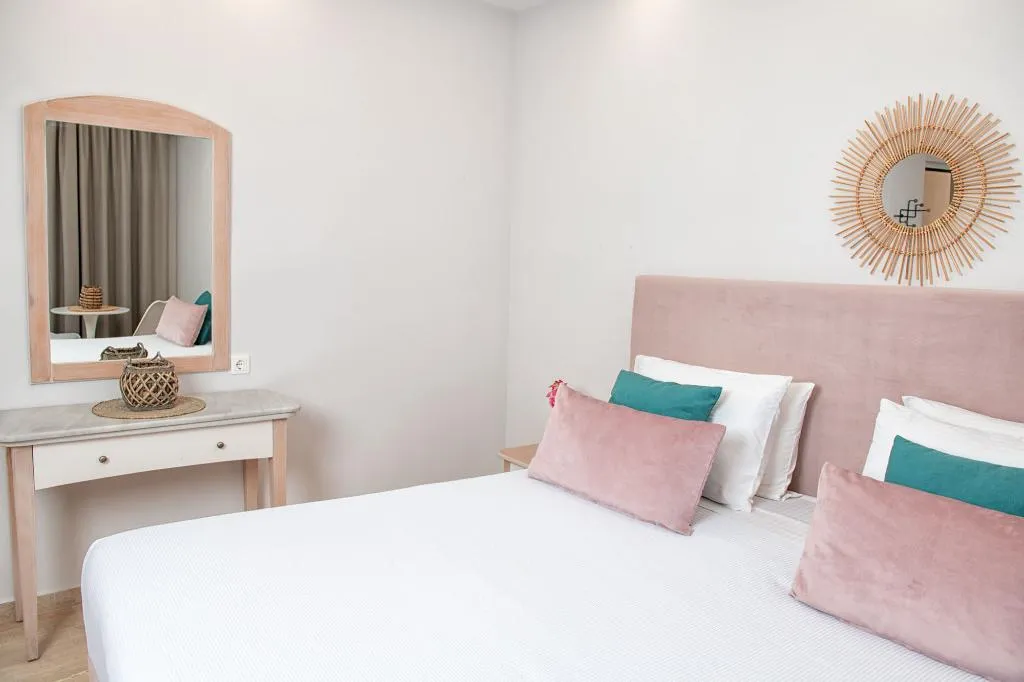Double or Twin SUPERIOR KING BED Room, Korina Apart Hotel, Corfu