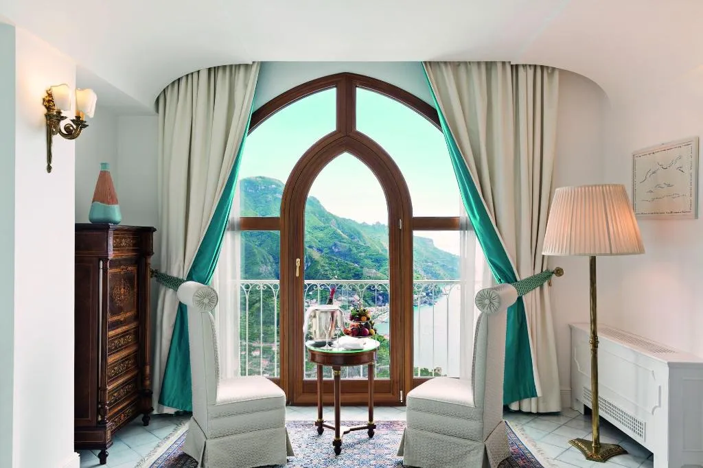 Room, Palazzo Avino, Naples