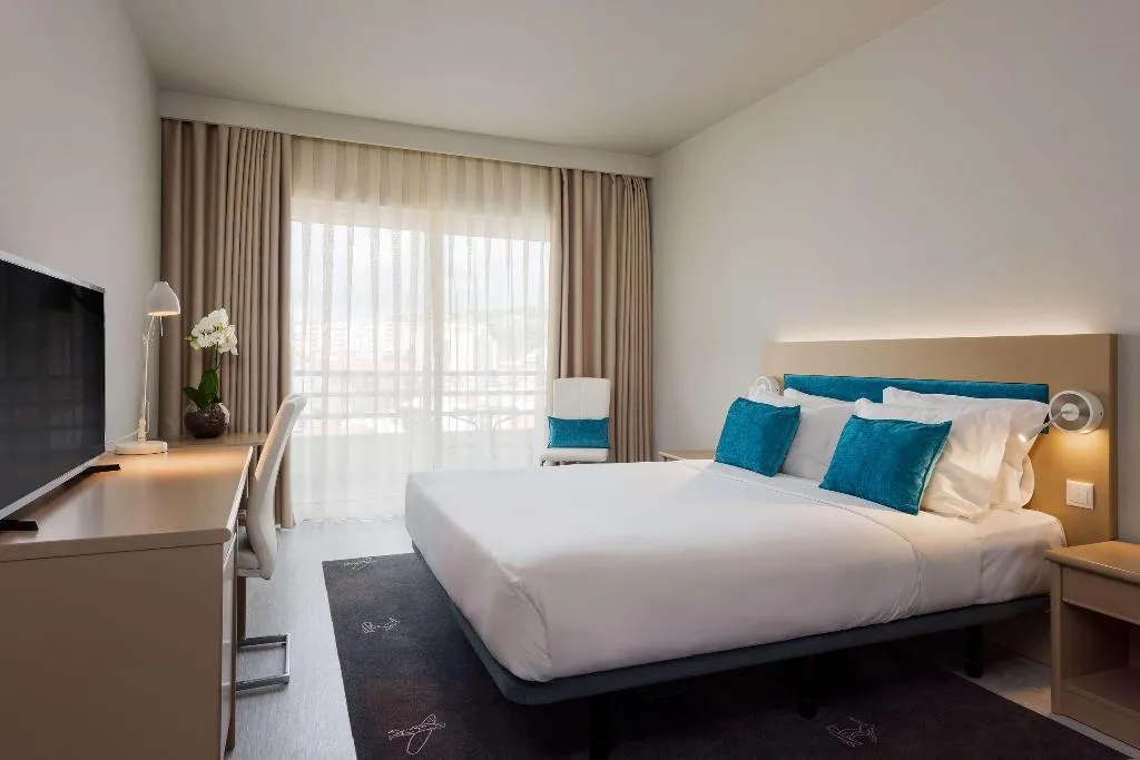 Room, Tryp Lisboa Caparica Mar Hotel, Lisbon