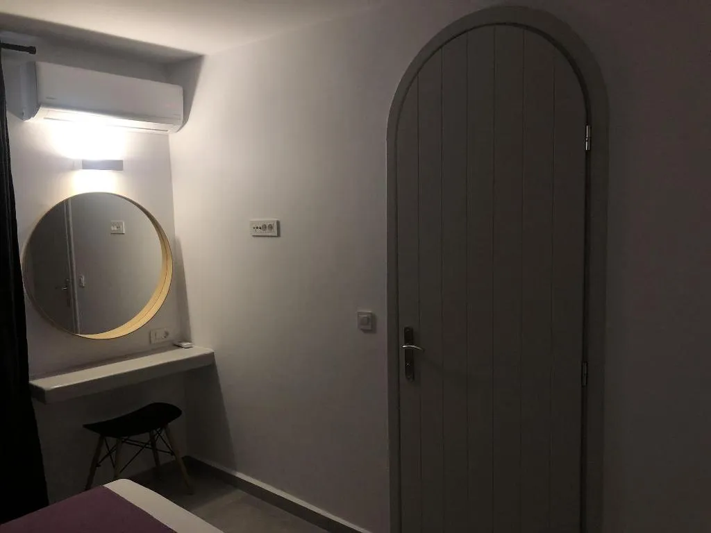Room, Dragonfly Villas, Santorini