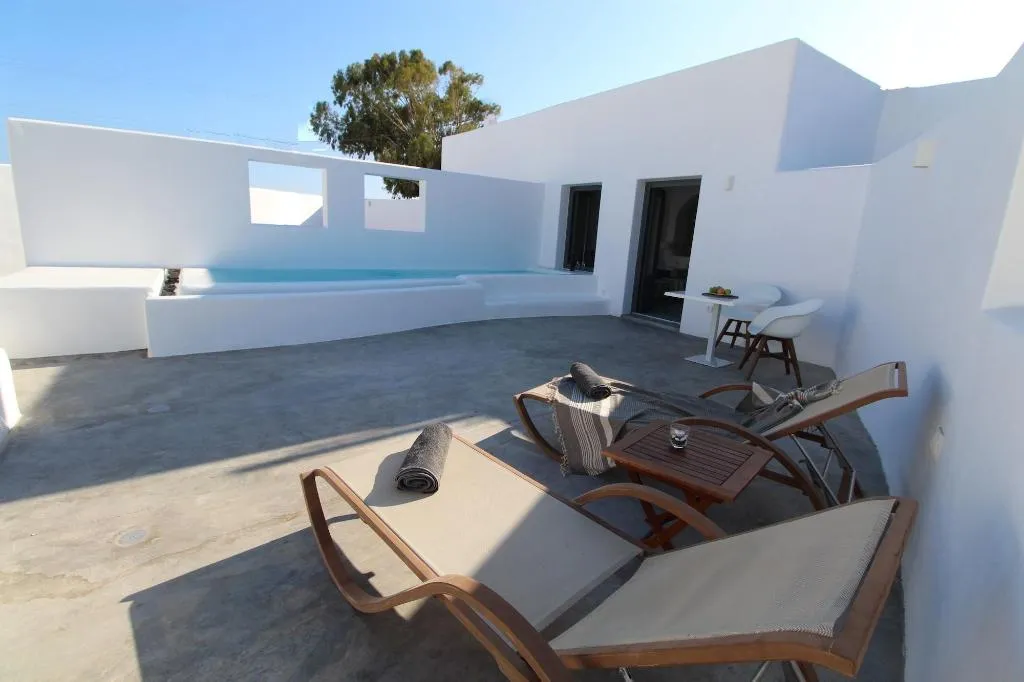 Room, Filira Suites, Santorini