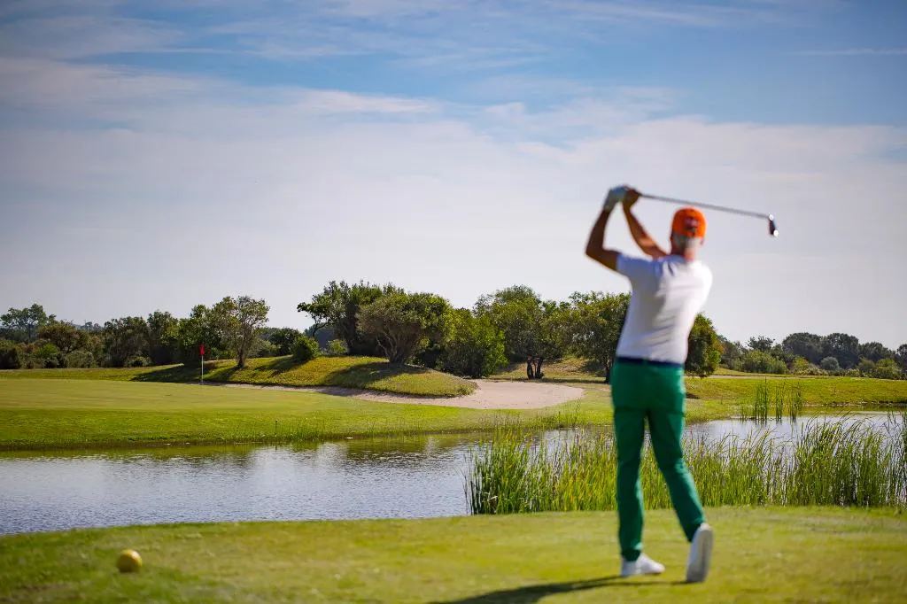 Sports and Entertainment, Is Molas Resort, Cagliari