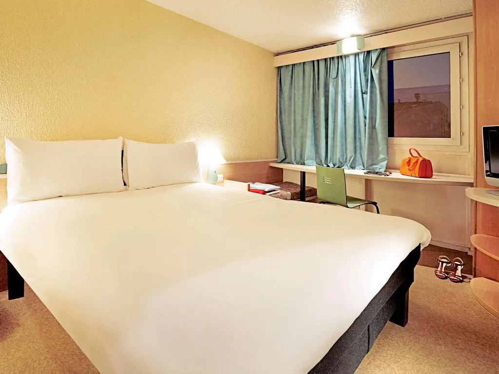 TWIN STANDARD Room, Ibis Alicante, Costa Blanca
