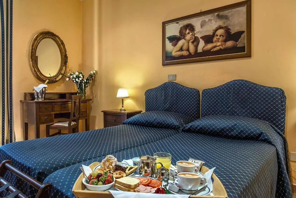 Room, Hotel Caracciolo, Naples