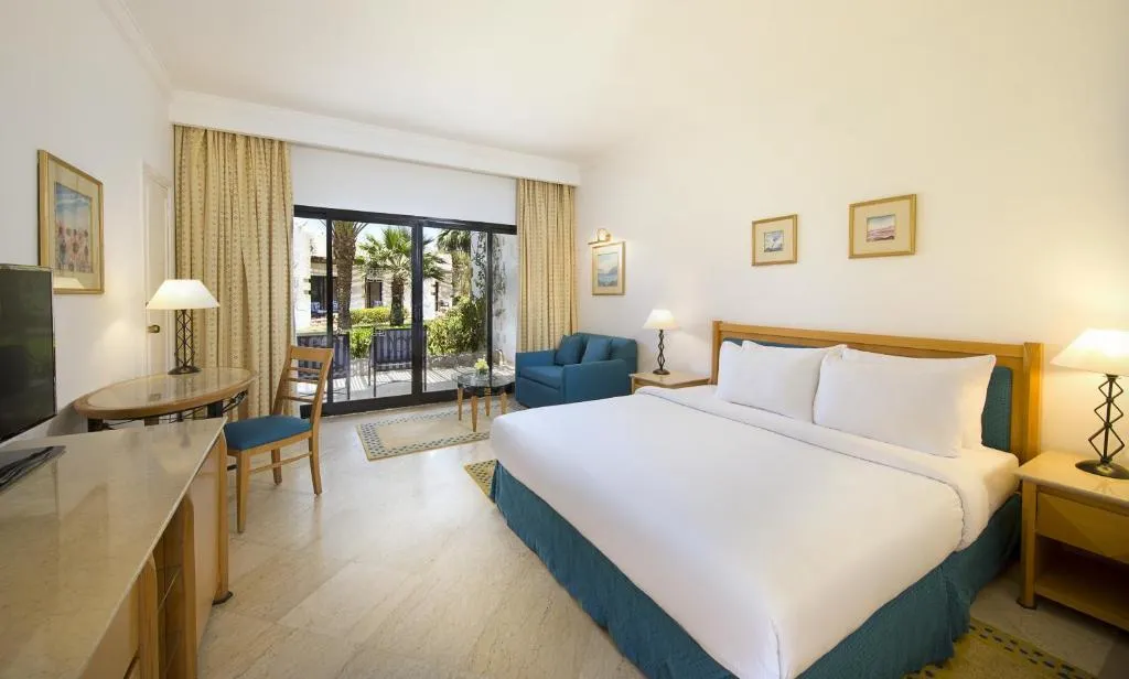 DOUBLE SUPERIOR POOL VIEW Room, JAZ Fayrouz, Red Sea Riviera