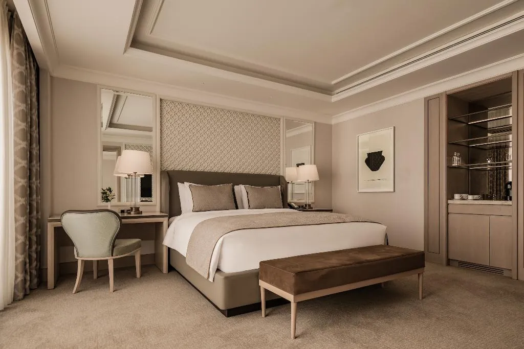 Room, Giza Palace, Cairo