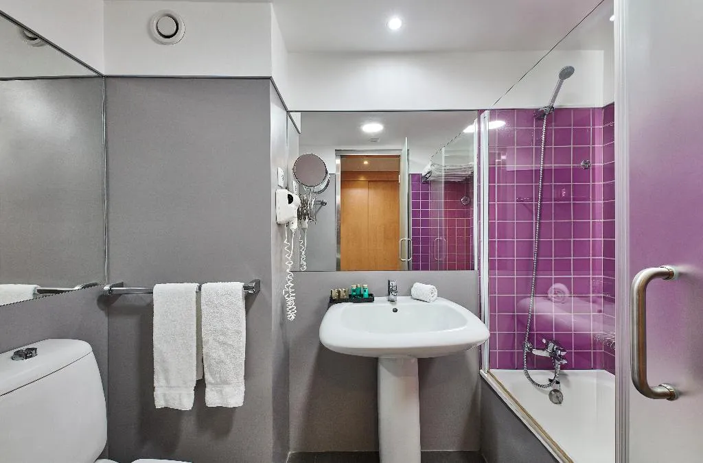 Double or Twin CLASSIC Room, Rocamar Exclusive Hotel & Spa, Algarve