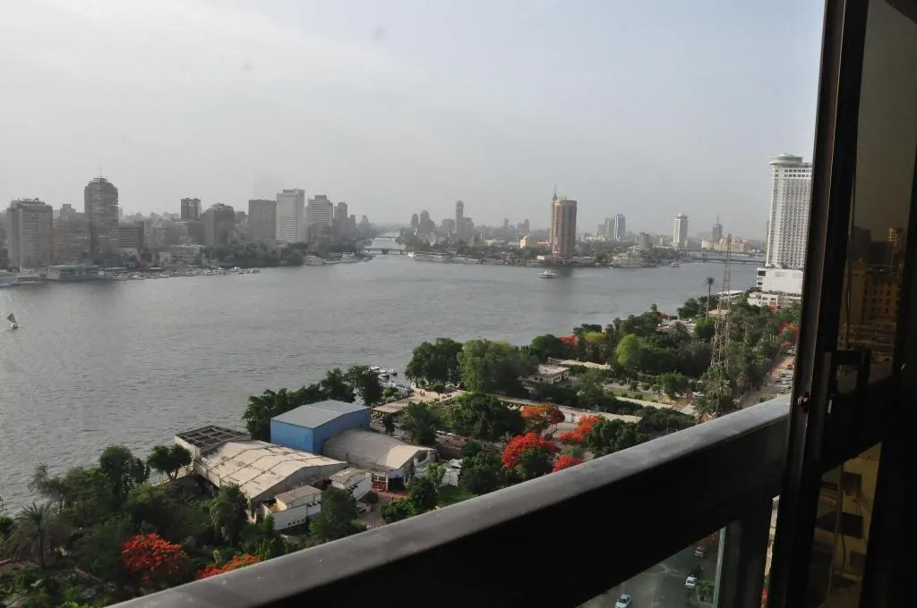 Room, Nile Sky Hotel and Suites, Cairo