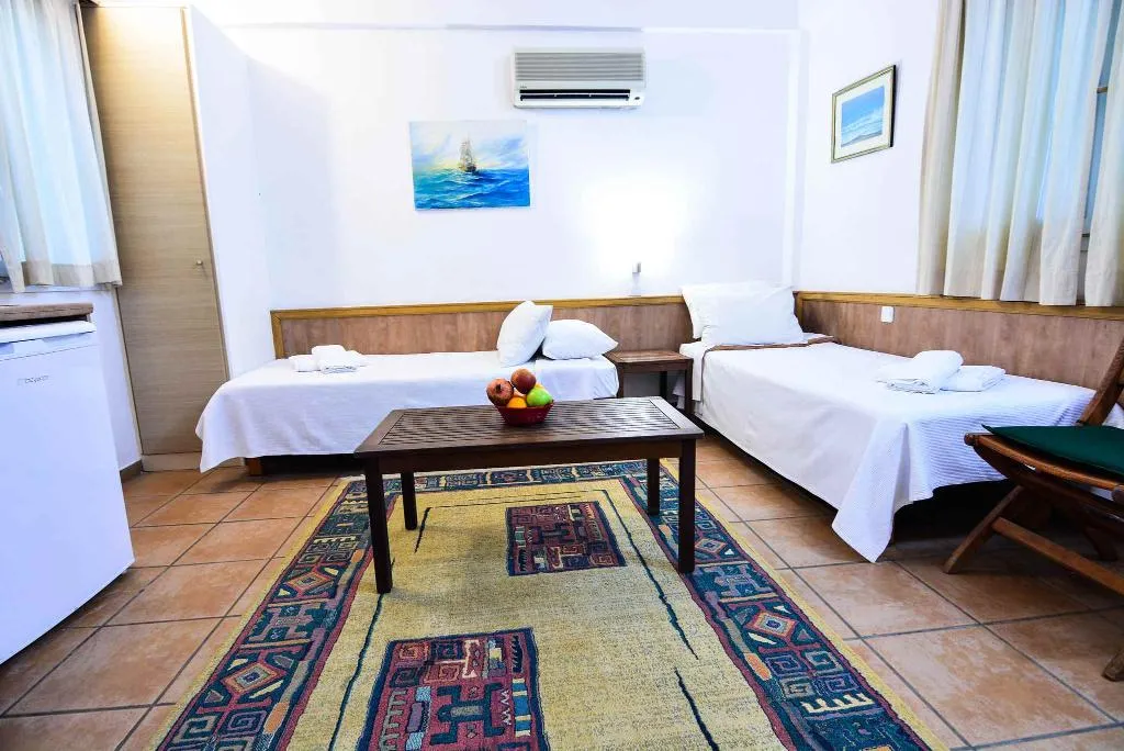 QUADRUPLE DELUXE TWO BEDROOM Room, Green Village, Athens