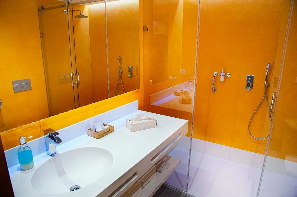 APARTMENT DELUXE Room, Overland Suites Catedral Luxury Apartments, Seville