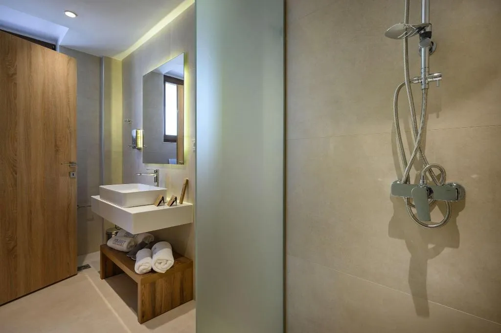 Room, Minaret Suites & Apartments, Crete