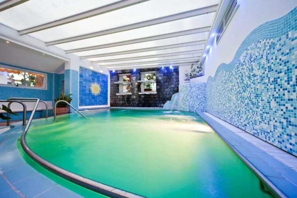 Pool, Terme Floridiana, Naples