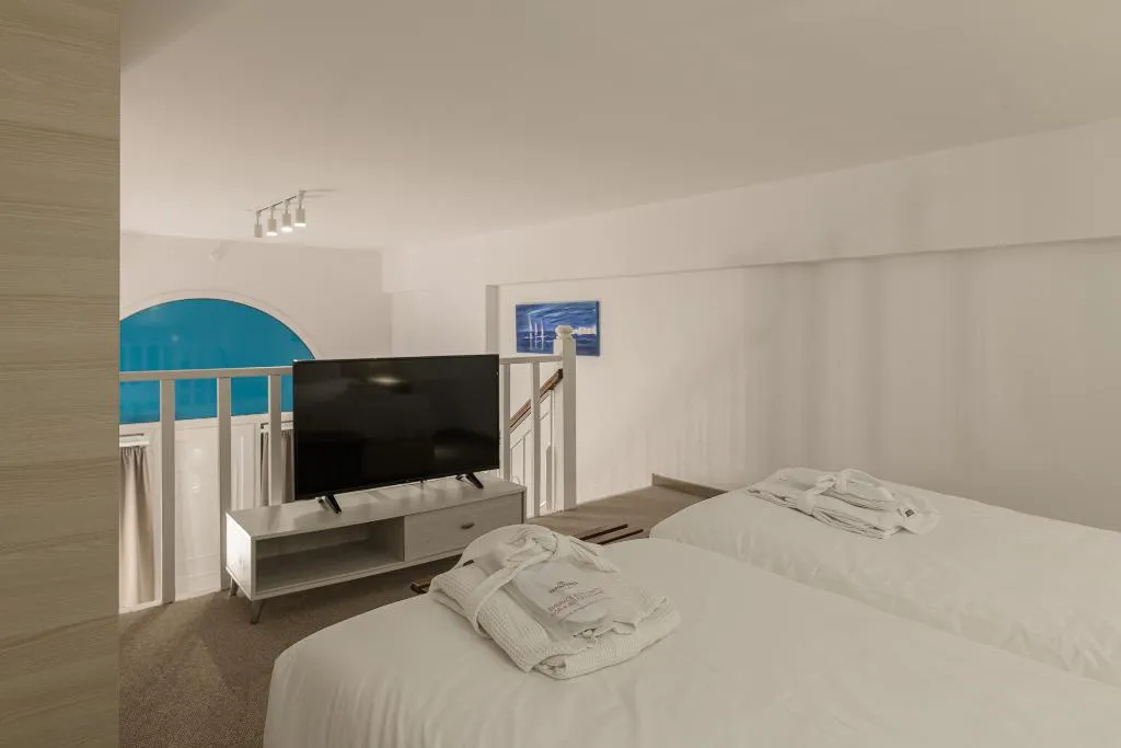 FAMILY ROOM STANDARD Room, Iakinthos, Tsilivi Beach, Zante