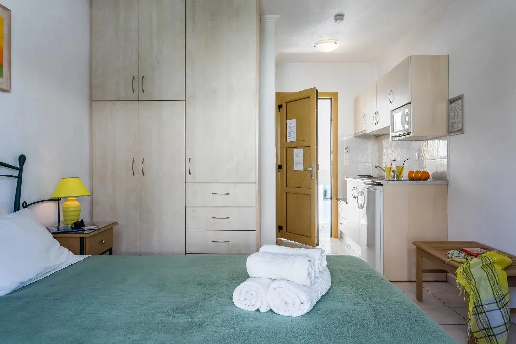 STUDIO CAPACITY 2 Room, Ritsa Apartments, Skiathos