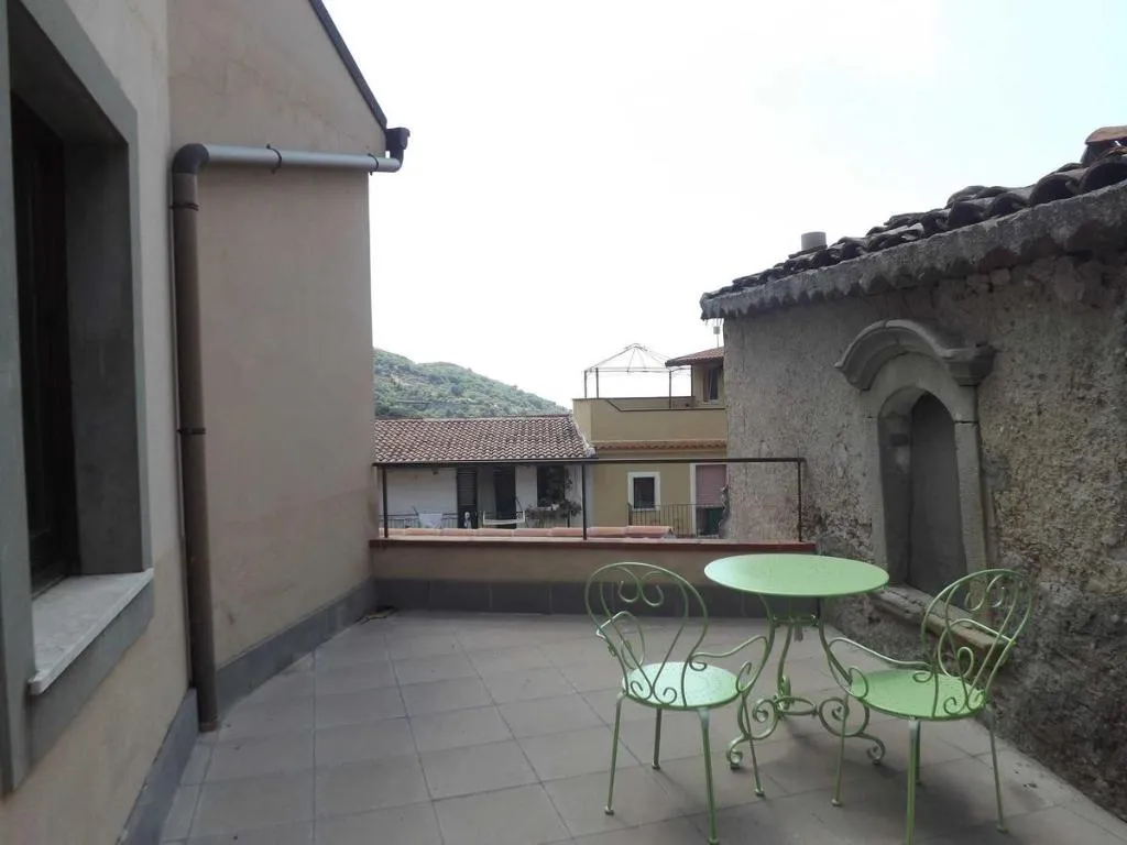 Terrace, Albergo Diffuso Borgo Gallodoro, Taormina