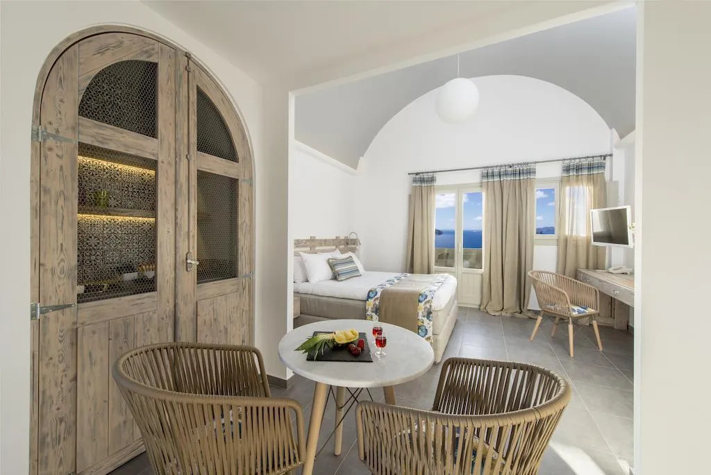 Room, Caldera's Dolphin, Santorini